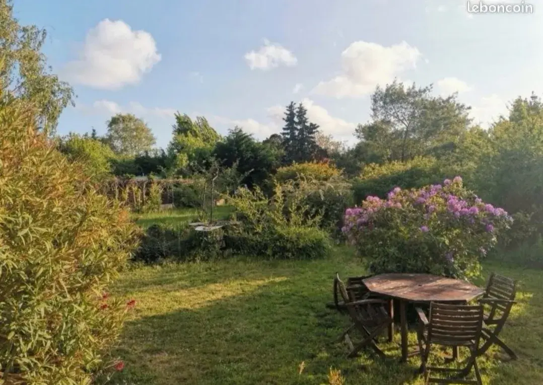 Jardin clos pour chien à 200m de la plage et du sentier côtier
